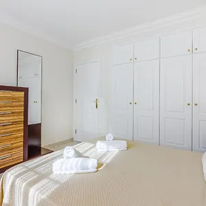 https://terrazas-del-duque-3a001.adeje-hotels.com
